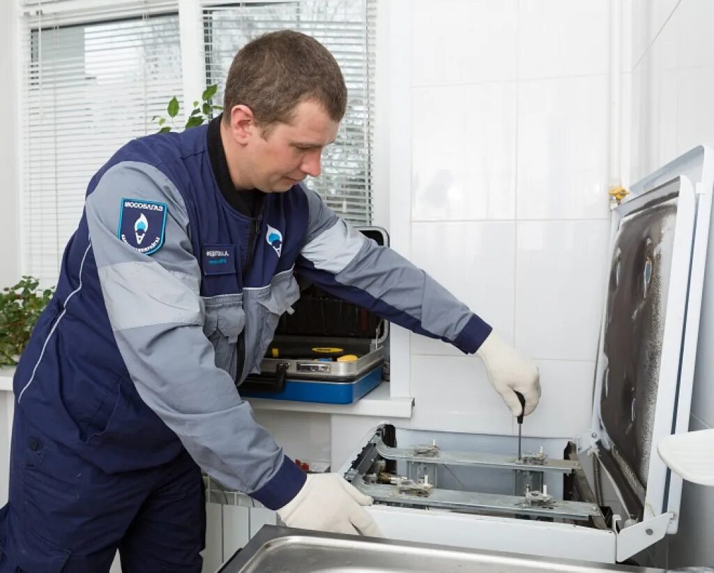 Вдго село самарское. Слесарь газового оборудования. Техобслуживание газового оборудования кострома. Внутридомовое и внутриквартирное газовое оборудование. Техобслуживание газового оборудования.