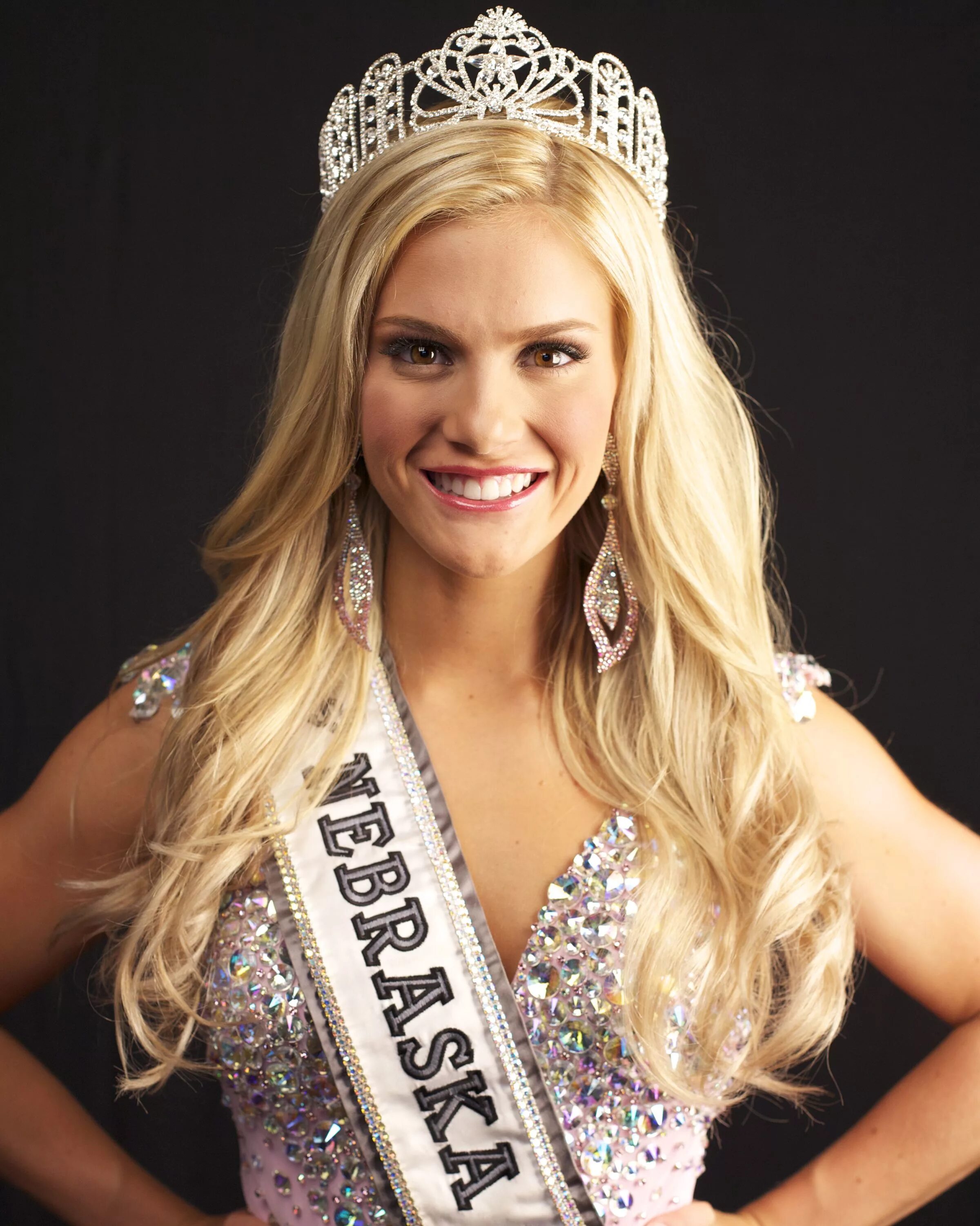Miss france 2022. Образ на конкурс красоты для девушки. Мисс америка 1967. Мисс модель. Мисс германия 2023 победительница.