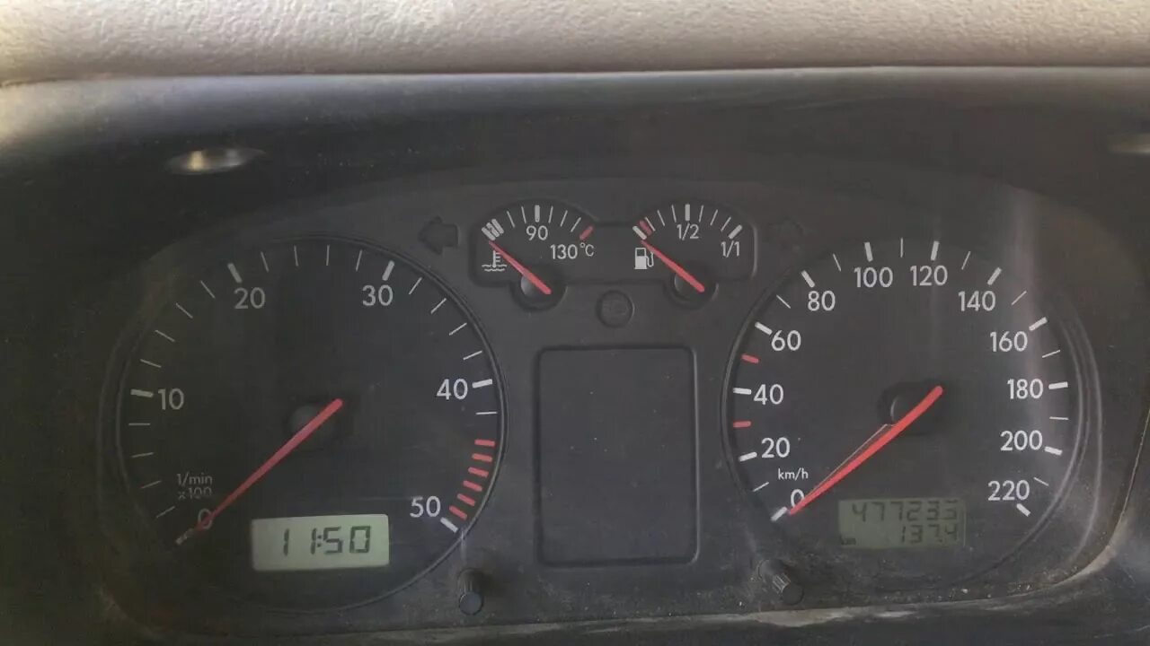 Тахометр wv transporter 4 дизель 1. Панель приборов ремонт фольксваген т2. Jeep cherokee приборная панель. Тахометр т4. Тахометр т4.