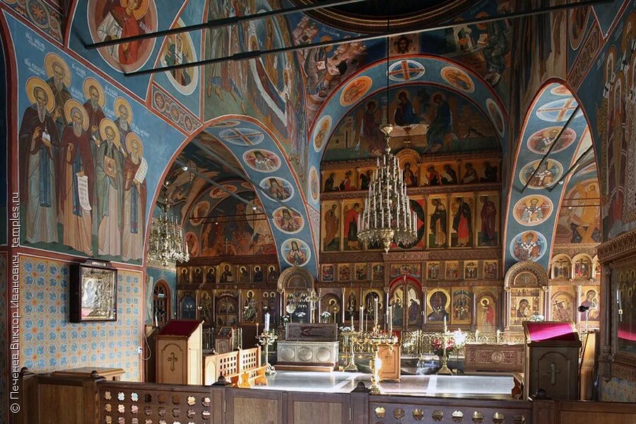 Свято-введенский монастырь оптина пустынь. Иконы оптиной пустыни. Казанская икона божией матери в оптиной пустыни. Козельск оптина пустынь монастырь. Оптина пустынь икона казанской божьей матери.