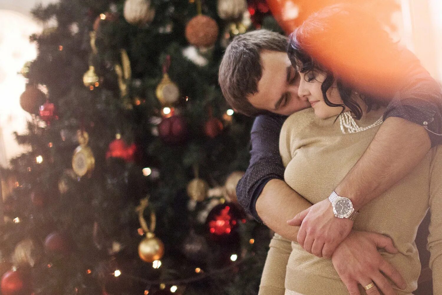 подарок с новым годом для любимого человека. любовь новый год название. пережить рождество фильм 2004. новогодние романтические фильмы. любовь новый год название.