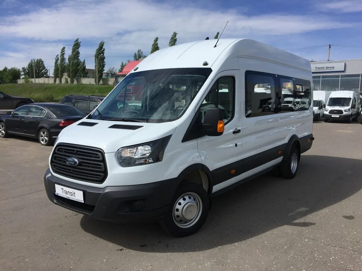 Ford Transit белый. Ford Transit 2018 белый. Форд Транзит 2327. Ford Transit белый 2019.