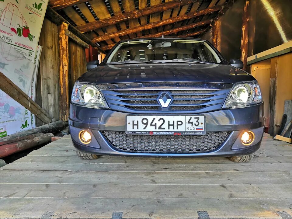 Противотуманки - Renault Logan (2G), 1,6 л, 2019 года запчасти DRIVE2