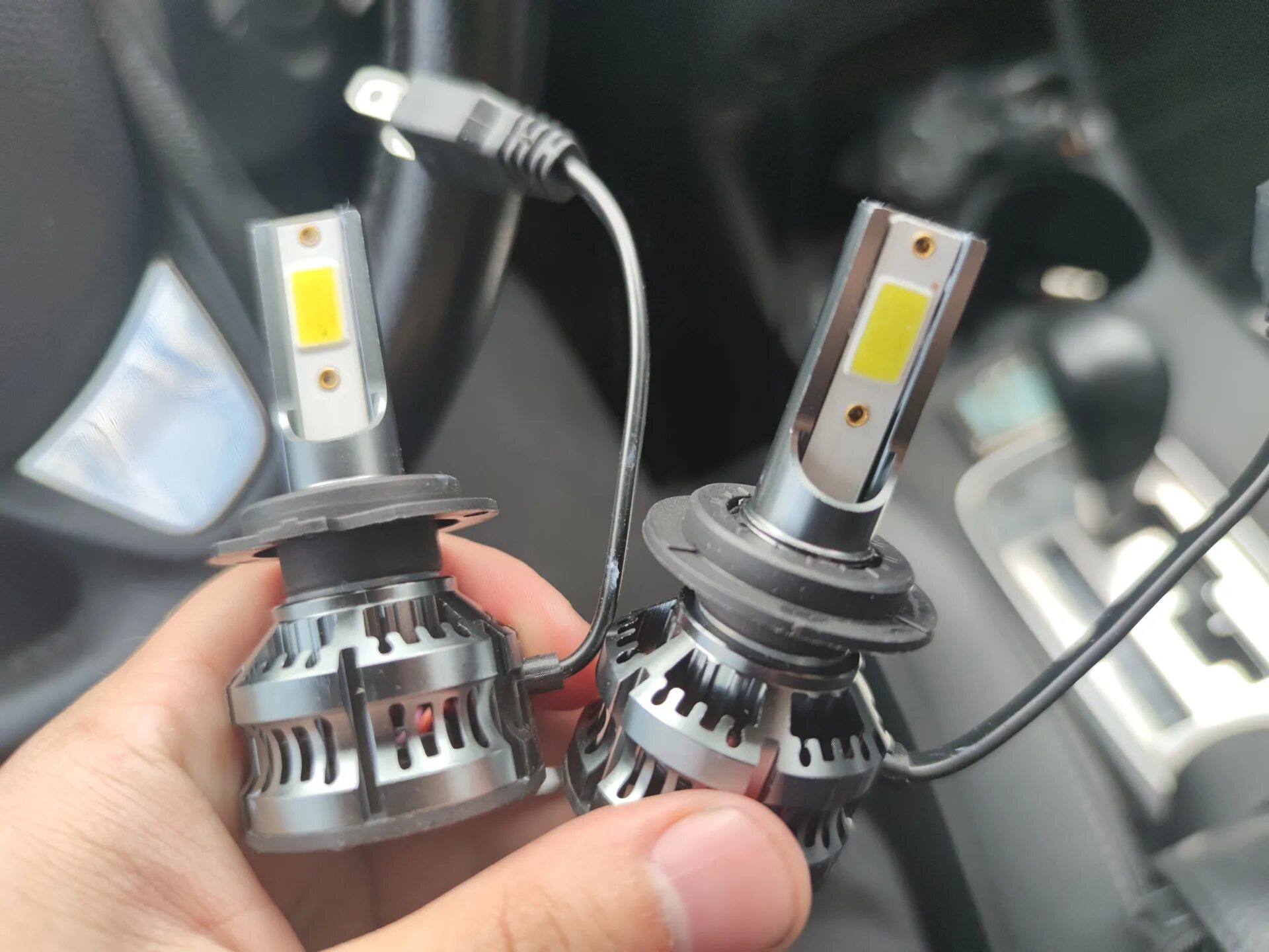 Led mitsubishi. Mitsubishi Outlander 3 лампы ближнего света. Mitsubishi Outlander 3 2021 лампочка ближнего света. Мицубиси Аутлендер 3 2015 лампа ближнего света. Светодиодные лампы h 7 для Mitsubishi Outlander 3 (12-15.