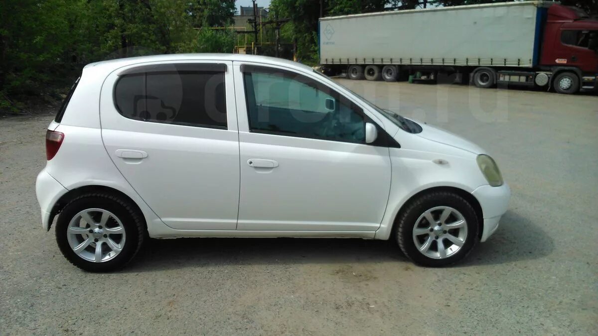 Toyota vitz колеса. Toyota vitz 130 диски r16. Toyota vitz r15. Vitz 195/65/15. 195 50 r16 vitz.
