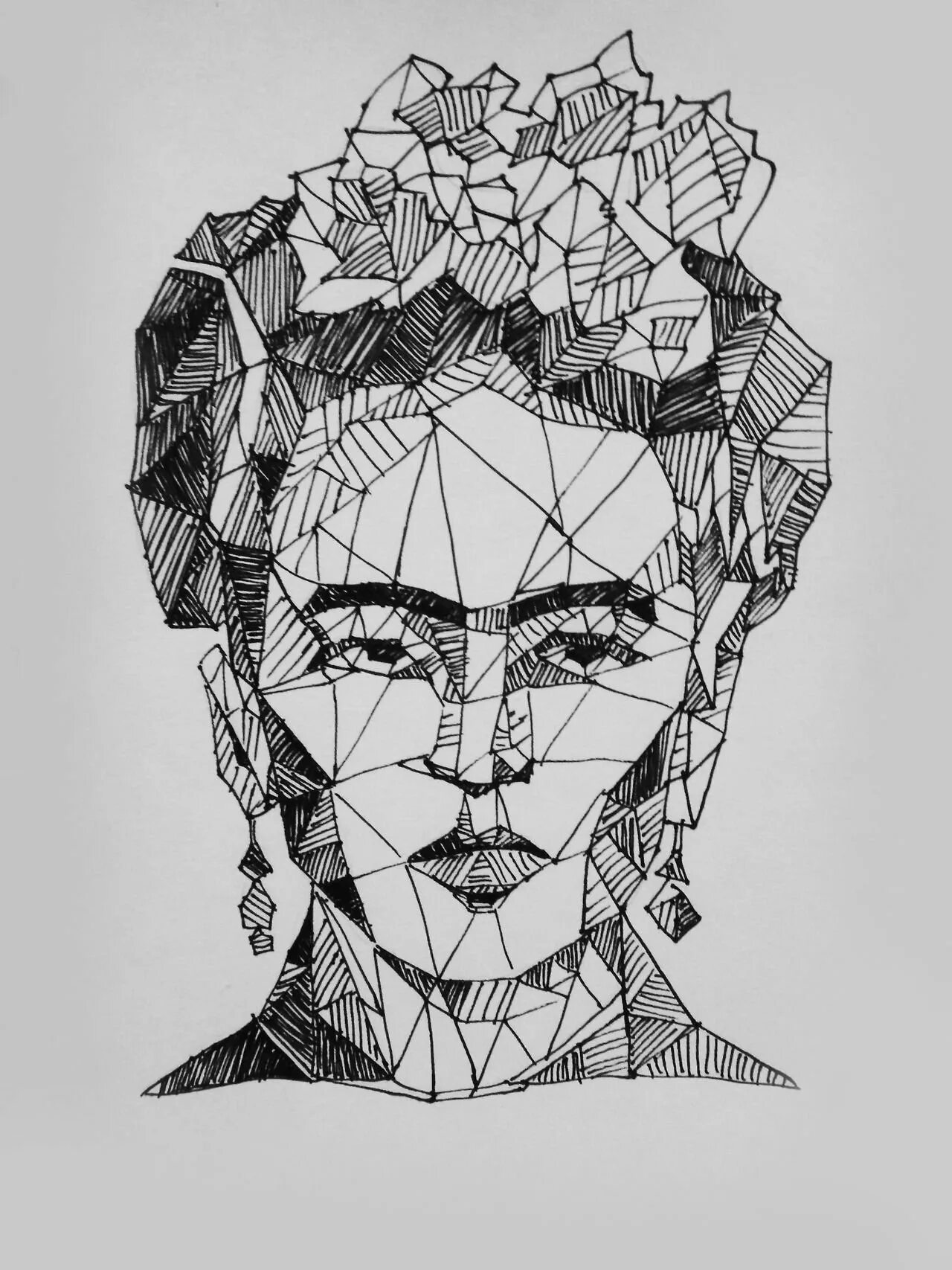 Геометрический рисунок треугольники. Полигональные портреты Джонни Деппа. Геометрический стиль рисования.
