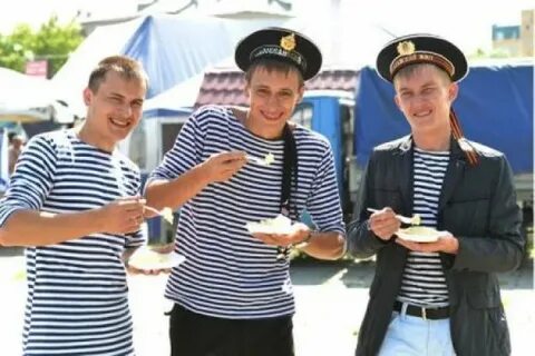 Принять моряка
