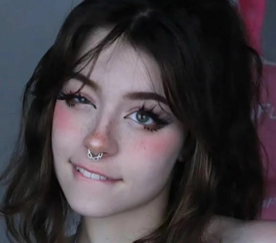 Hannah owo макияж. Ханна owo. онлифанс ханна owo. hannahowo hanna. ханна hanna owo.