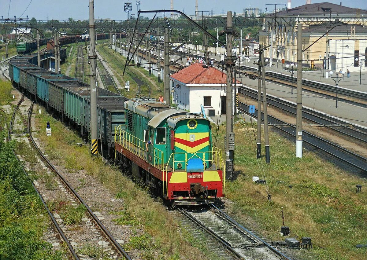 Укрзализныця. Украинские железные дороги. Украинская железная дорога поезда Украины. Украинские железные дороги поезда. Укрзализныця вагоны.