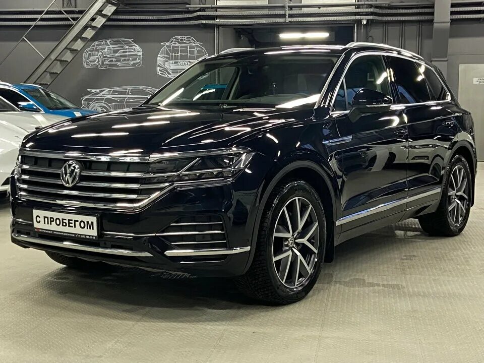 Туарег 2020 купить. Volkswagen Touareg-3 чёрный. Туарег 2020 черный. Фольксваген Туарег 9000000. Ключ Touareg 2020.