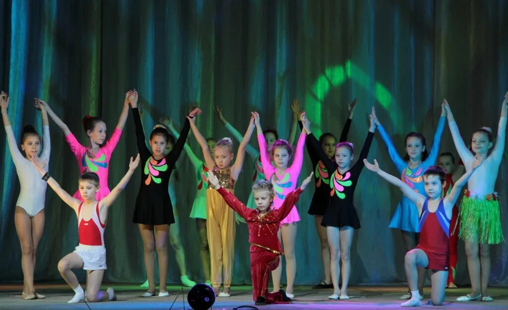 Студия кухня иваново на типографской. Студия ивановых. Рассказать о себе в театральном показ. Студия екатерины лысковой. Студия ивановых.