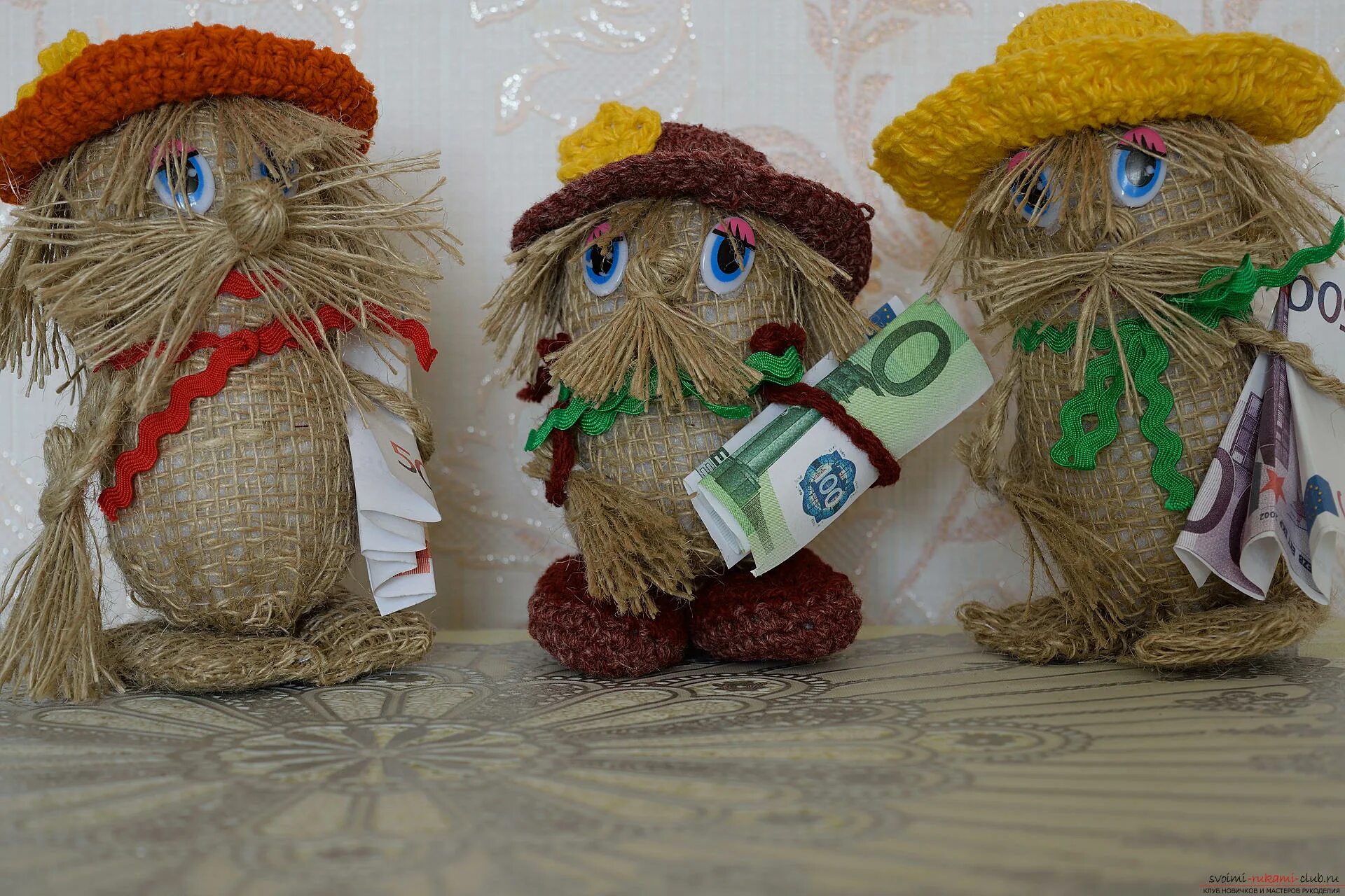 Мастер класс домовой из мешковины. Мастер класс домовой из мешковины. Домовенок кузя из джута мастер класс. Как сделать домовят своими руками. Как сделать домовят своими руками.