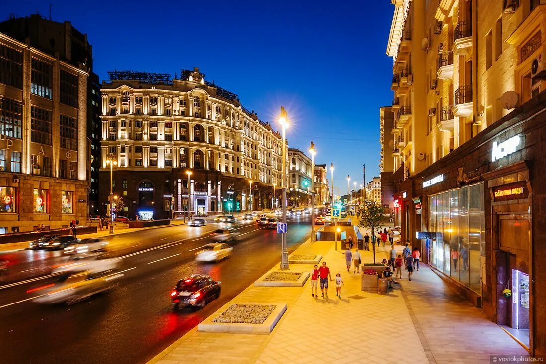 Тверскаятулица в москве. Главная улица москвы тверская улица. Famous streets of moscow. Москва центр города улицы. Тверская улица.