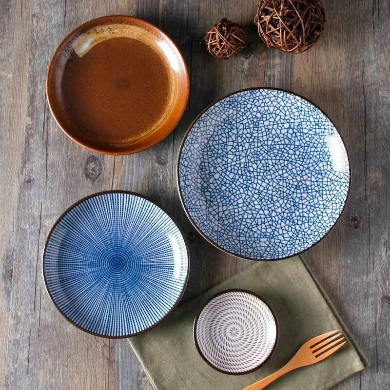 Керамика ангобы глазури. Керамическая посуда. Керамическая тарелка. Дизайнерская керамическая посуда. Глиняная посуда покрытая глазурью