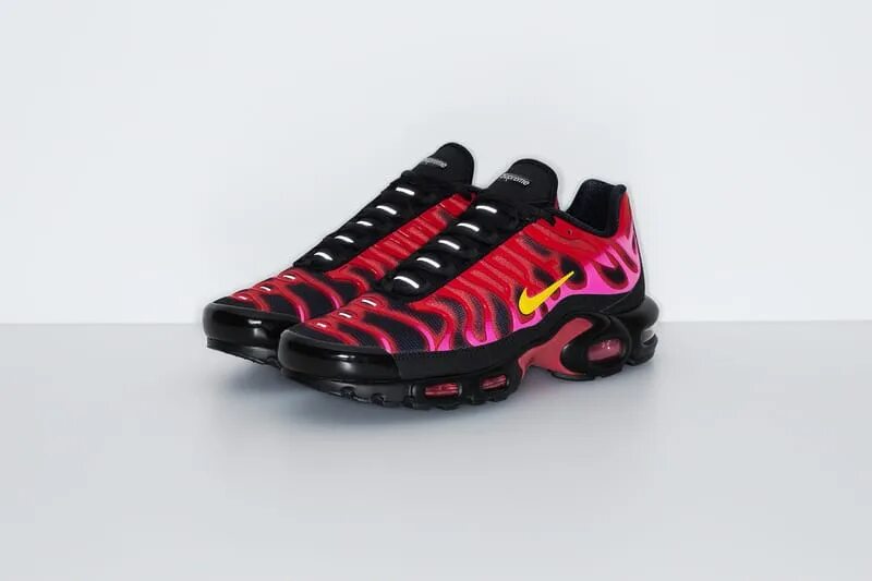Nike tn plus supreme. Nike air max tn plus x supreme. Nike tn supreme white. Nike air max tn x supreme. Nike tn supreme.