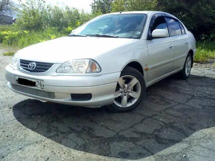Тойота авенсис 2001