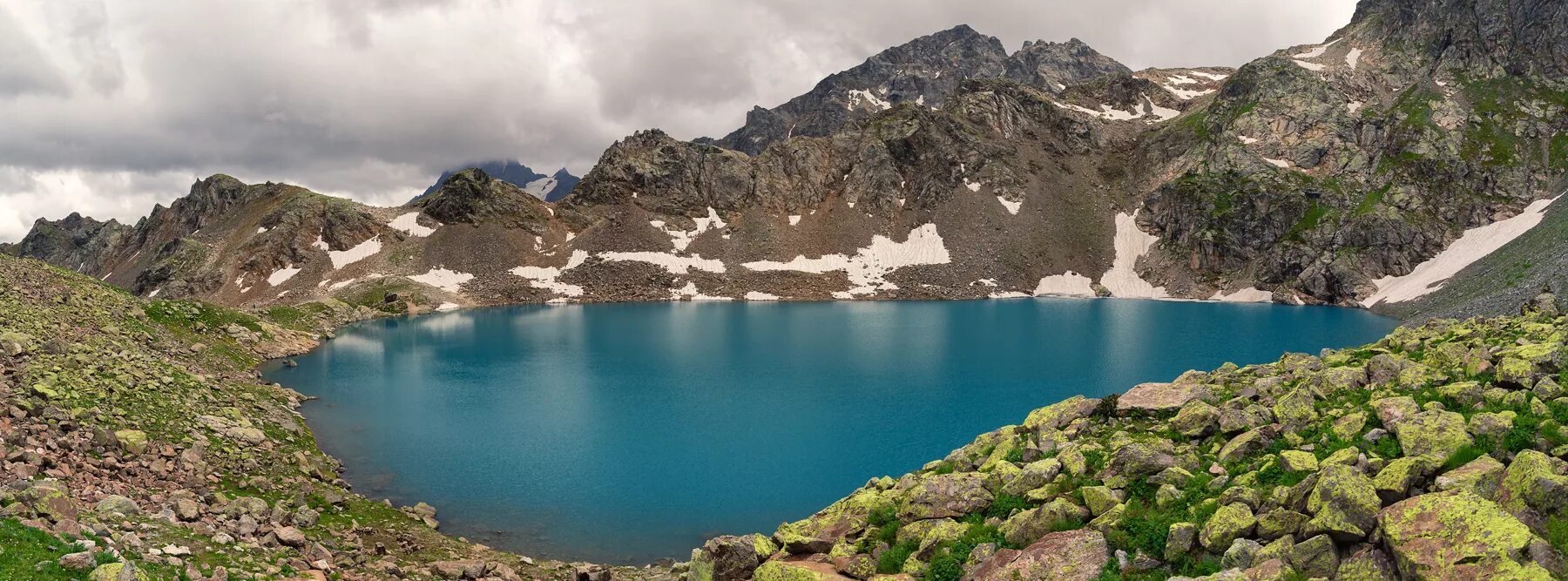 Время в архызе. Озеро сердце архыз. Время в архызе. Архыз альпийские луга. Посёлок архыз, поляна таулу.