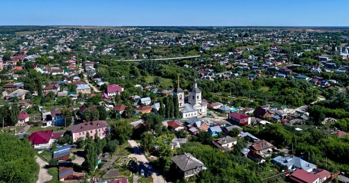 Погода елец дней. Елец Орловская область. Окраины Ельца. Введенская Церковь Елец вид сверху. Елец Курская область.