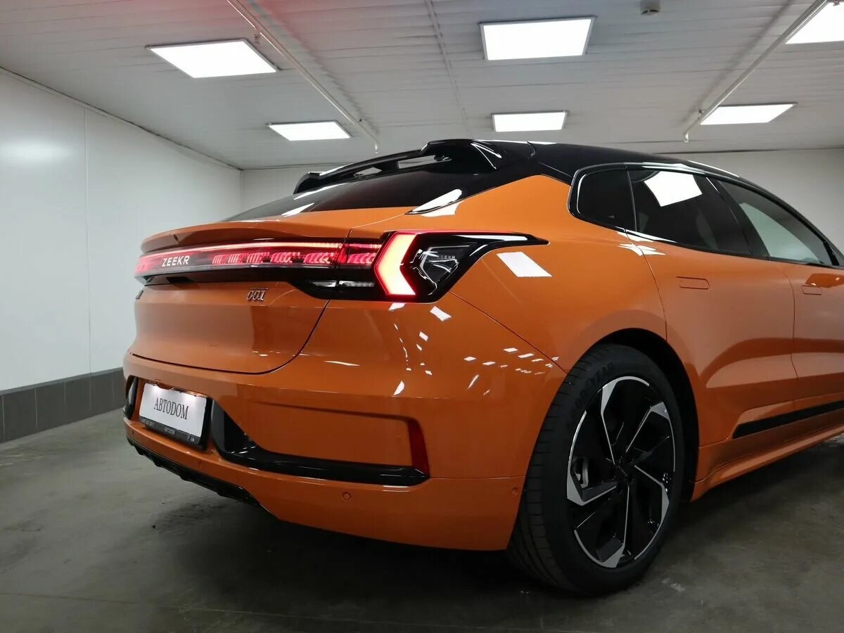 электро автомобили на 1000 км. Zeekr 001 оранжевый. автомобиль zeekr. Zeekr 001 оранжевый. Zeekr 001 оранжевый.