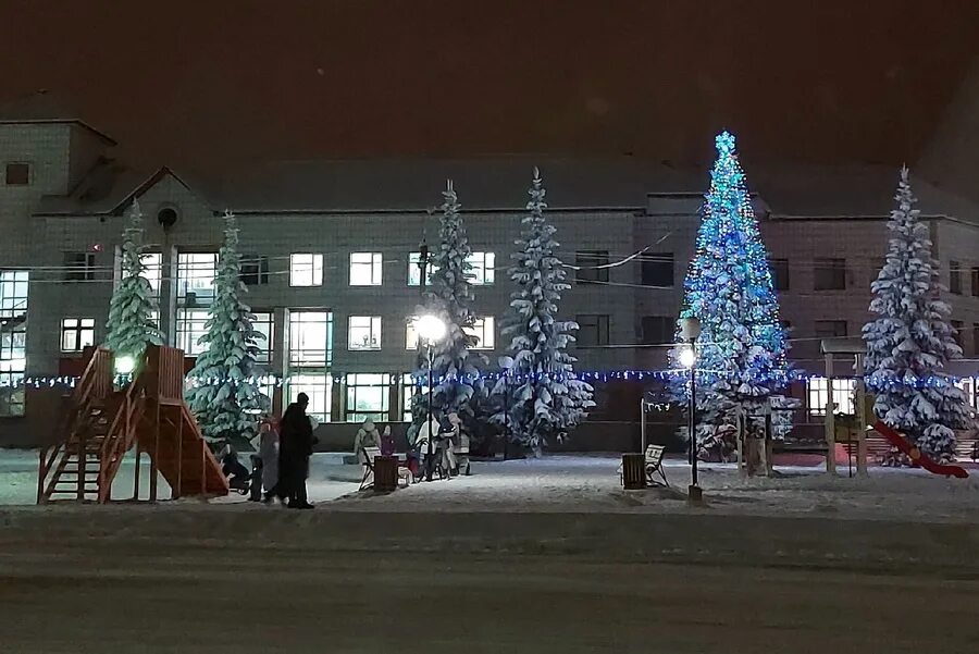 Выход елок