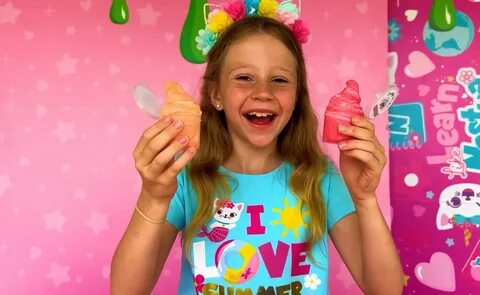 Настя Зайцевпен (1 сурет)