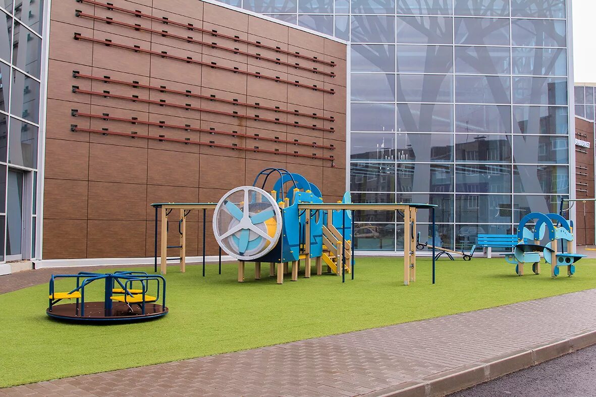 Тц пилот гатчина. Гатчина ул генерала кныша 2а. Магазины в трк пилот гатчина. Днс гатчина пилот. Магазины в трк пилот гатчина.