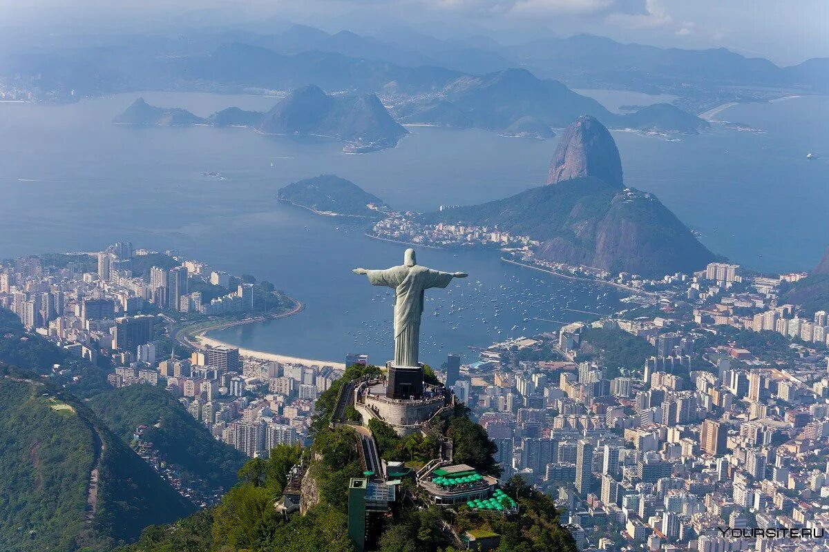 Rio de la. Бразилия Рио де Жанейро. Рио-де-Жанейро (город в Бразилии). Статуя Христа-Искупителя Бразилия. Бразилия Рио доженейро.