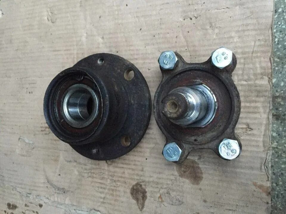 Ступица заднего колеса ваз 2170. Задний ступичный подшипник 2112. Подшипник ступицы передний ваз 2114 артикул. Подшипник ступицы 2108 скф. Задний ступичный подшипник 2112.