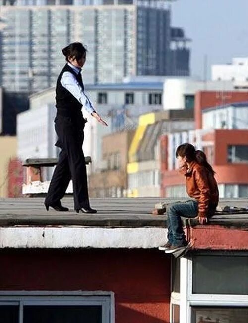 Памятки родителей от суицидального поведения. Спас человека от суицида. Спас человека от суицида. Спас человека от суицида. Мой брат мухаммед али.