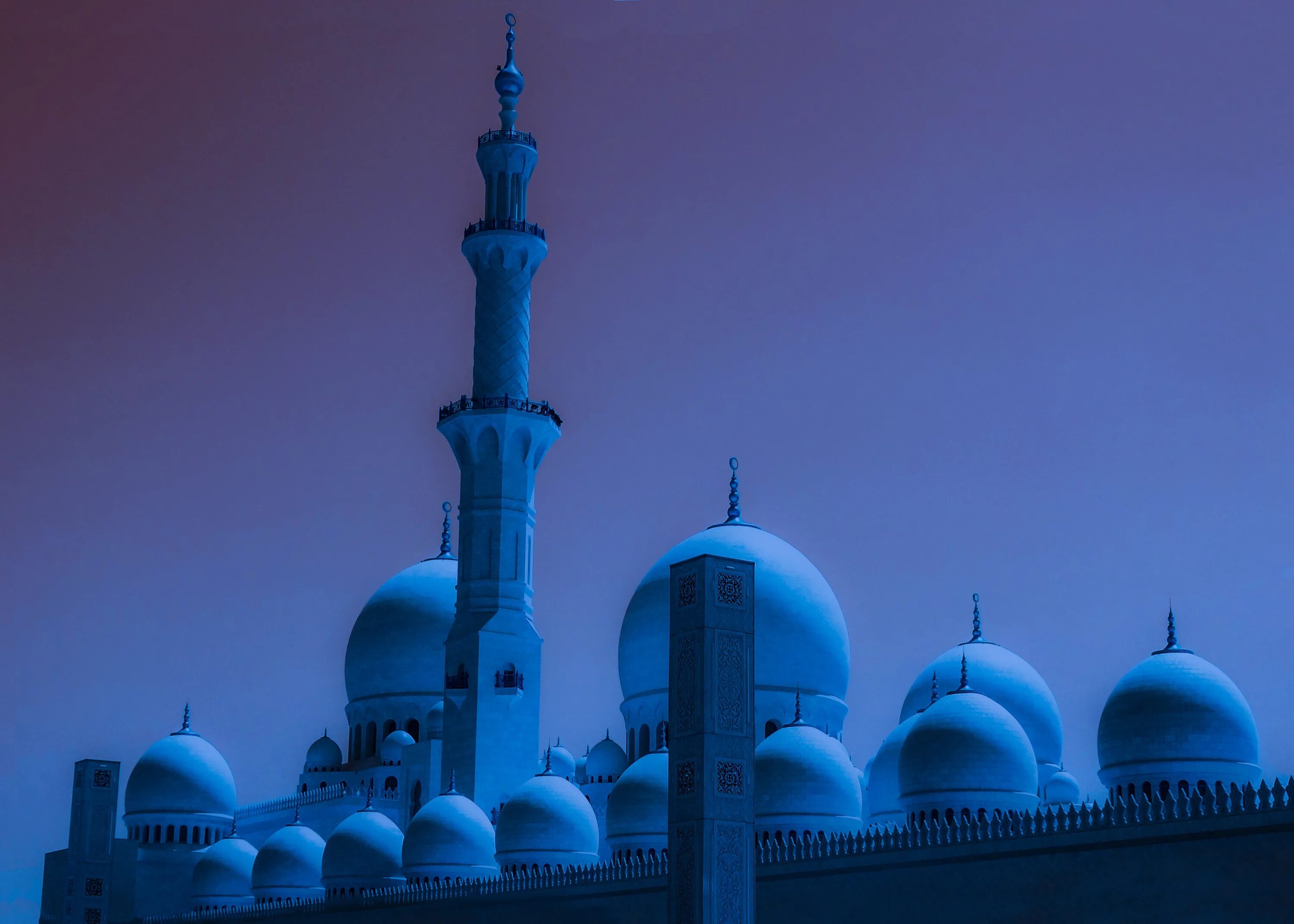 Дубай ураза. Мечеть в Дубае. Мечеть Дубай Рамадан. Мечеть с голубыми куполами. Ураза байрам.