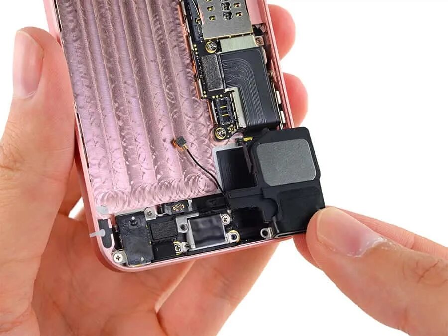 Iphone замена памяти. Iphone se 2016 разъем. Iphone se 2020 динамик. Iphone se Disassembly. Iphone se 2020 внутренности.