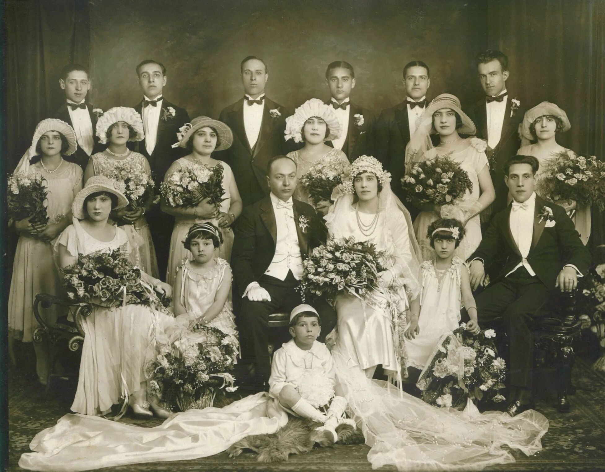 Старые семейные традиции