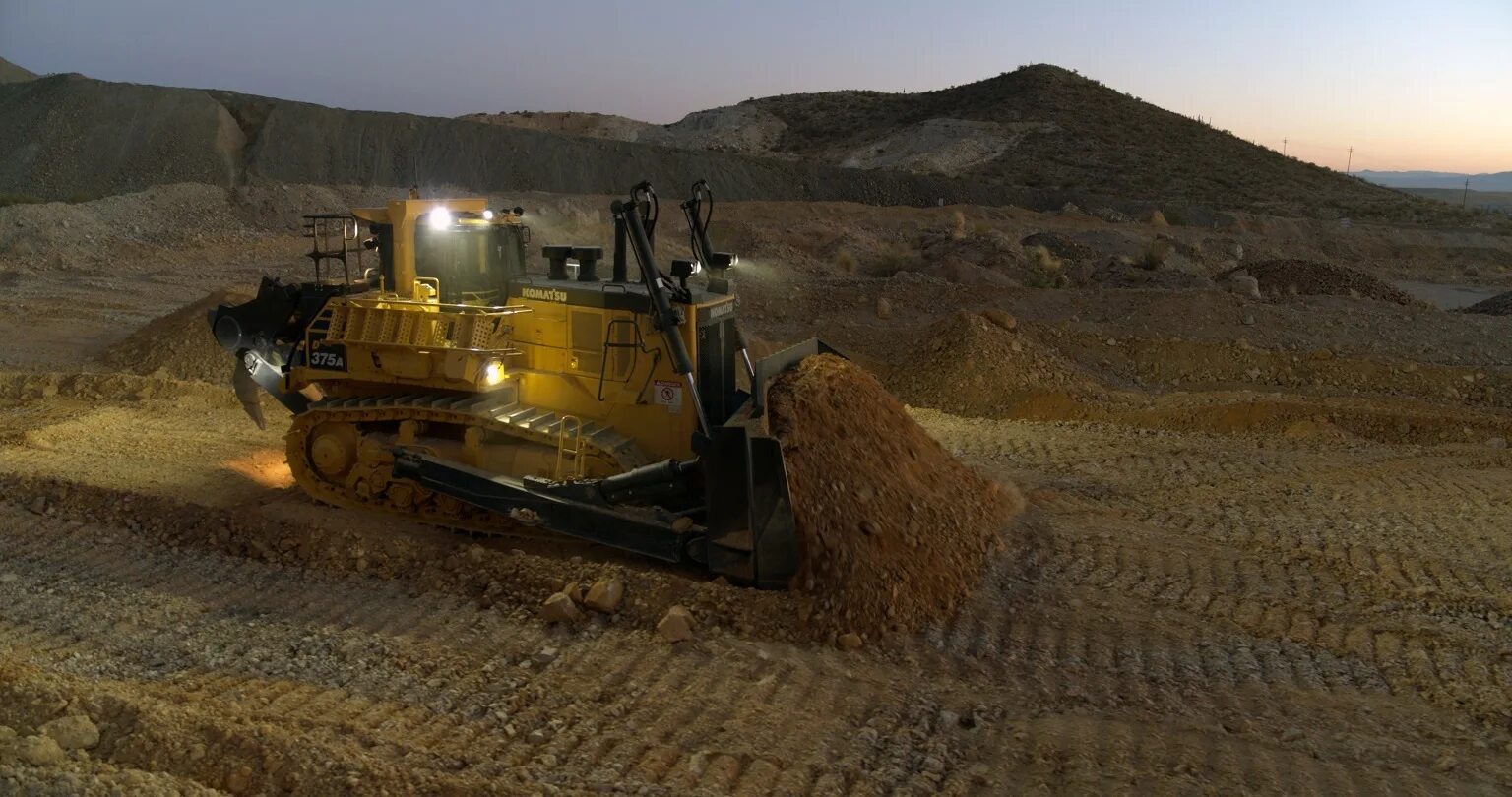 Бульдозер Komatsu d375. Komatsu d375a-8. Бульдозер Komatsu d375a-5d. Komatsu 375.