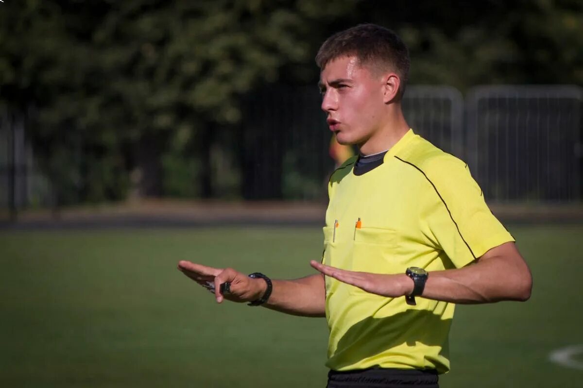 Стадион юность сморгонь. Фк сморгонь мирослав михайлович. Сморгонь лида. Стадион юность сморгонь. Фк лида.