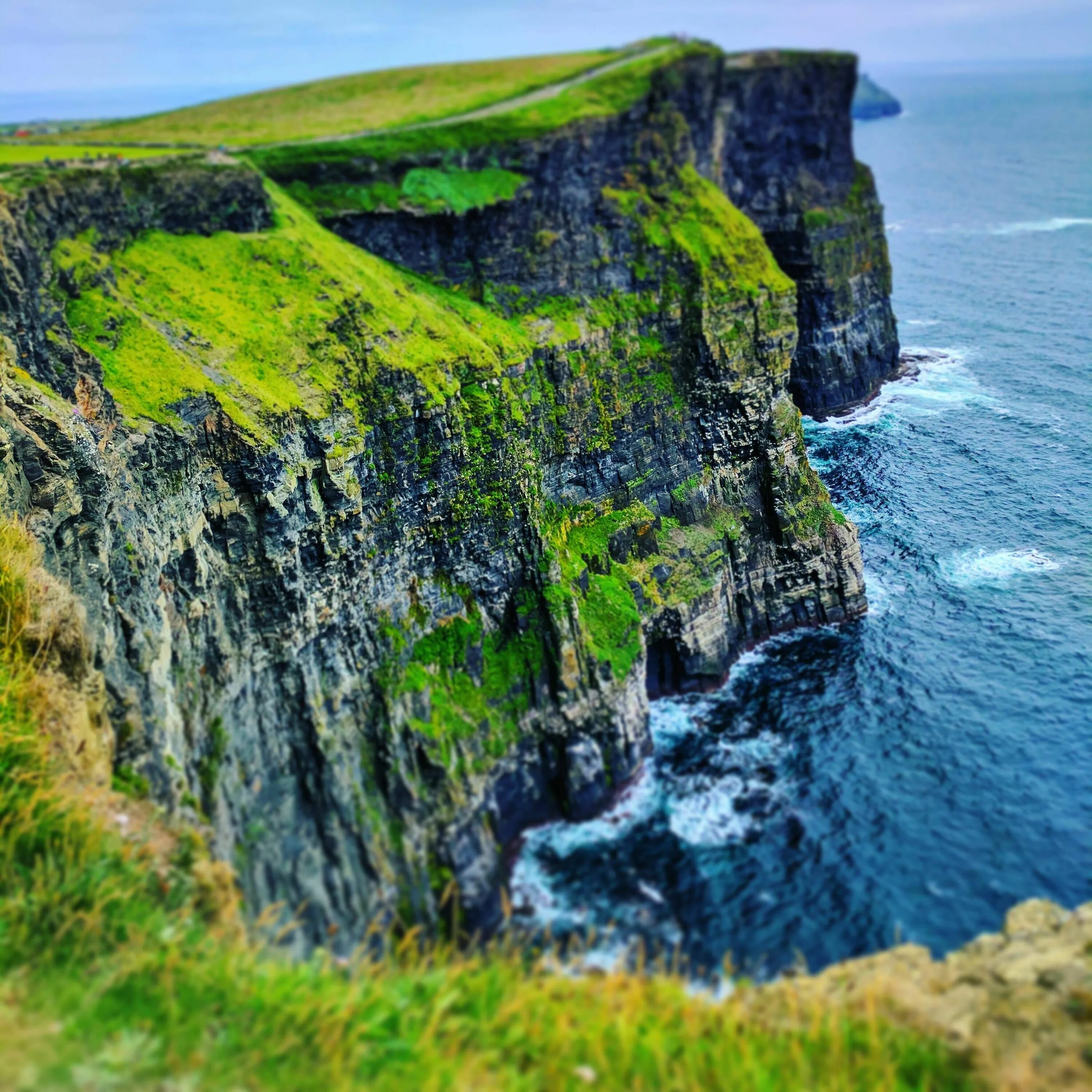 Ireland area. Остров иннисфана Ирландия. Северная Ирландия изумрудный остров. Ирландия Дублин природа. Ирландия на острове Ирландия.