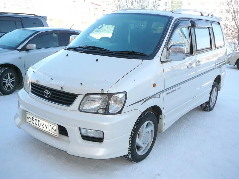 Toyota town ace. Тойота town ace noah. Диски на тойота таун айс. Тойота таун эйс ноах. Тойота асу.