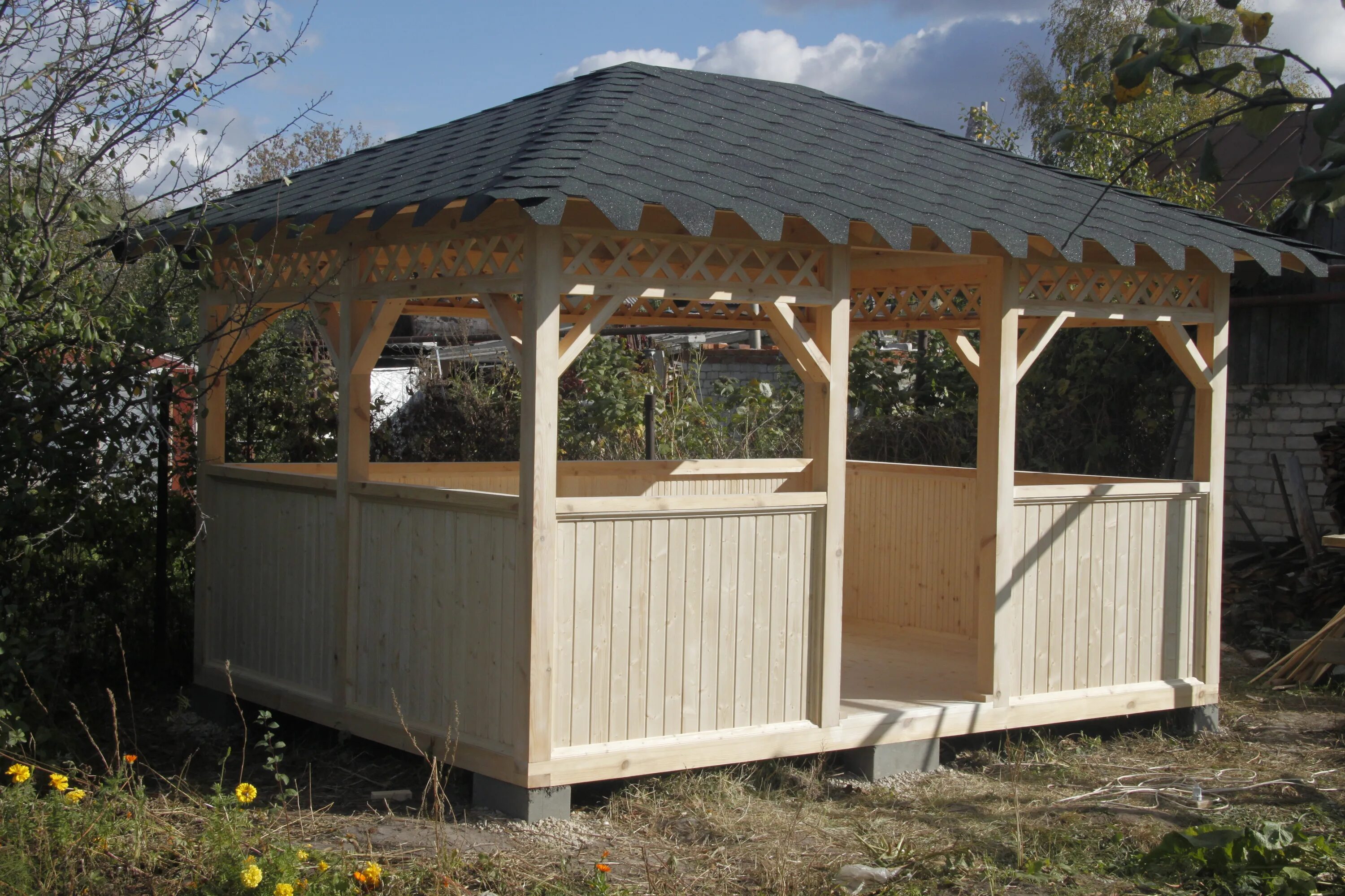 Беседка из подручных материалов. Беседка брусовая gazebos. Фундамент для беседки. Постройка беседки. Беседка varaschin bivacco gazebo gazebo производитель:.