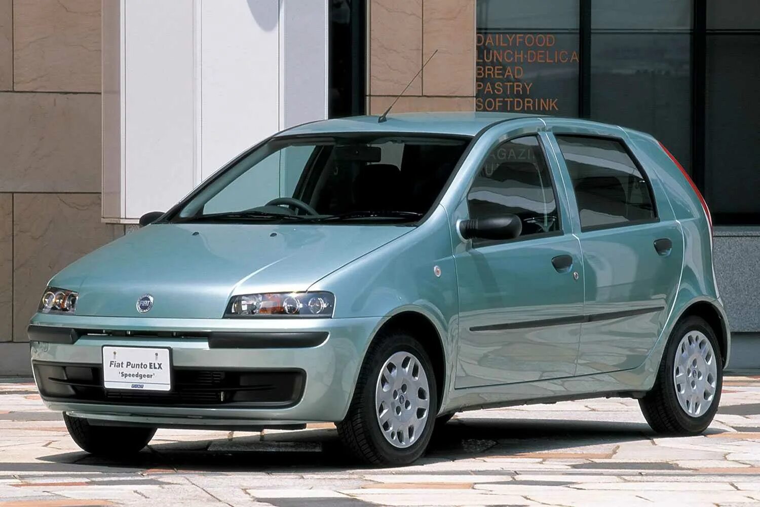 Фиат 2000 года. Fiat punto II 1999-2003. Фиат Пунто 1999. Фиат Пунто 188. Fiat punto II.