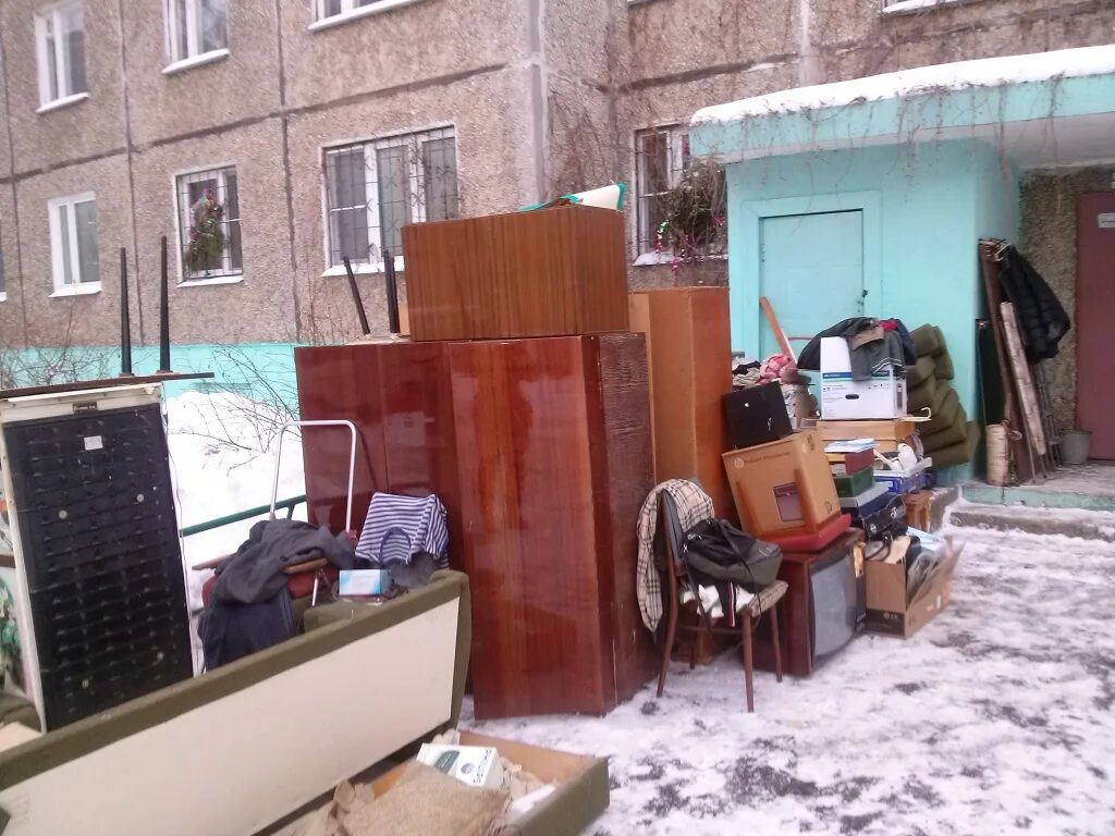 Могут ли выселить из коммунальной квартиры. Выселить из жилья. выселяют из квартиры. выселение из жилья. выселение арендатора.