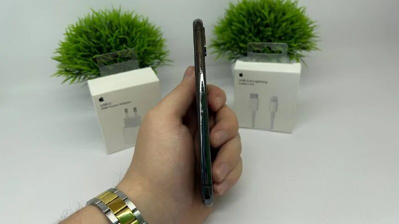 Таббар в дизайне. Navigation bar of view controller. Tab bar android. Tab bar айфон. Tabbar приложение.