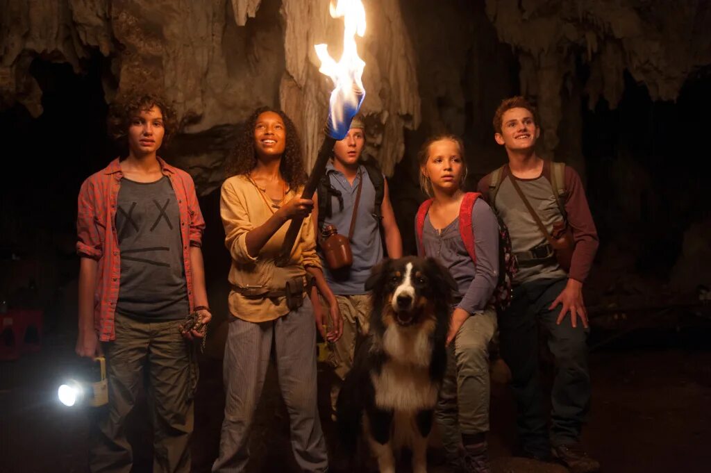 Quirin oettl. Пять лет и один день. Пятеро на одного заставка. Пятеро на одного 2023. Пятеро группа вокальная.