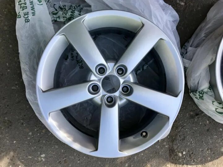 Диски сааб 9 3. Диски Saab r17 5x110. Диски Сааб 9-3 r16. R17 Saab. Saab 9-3 диски r17.