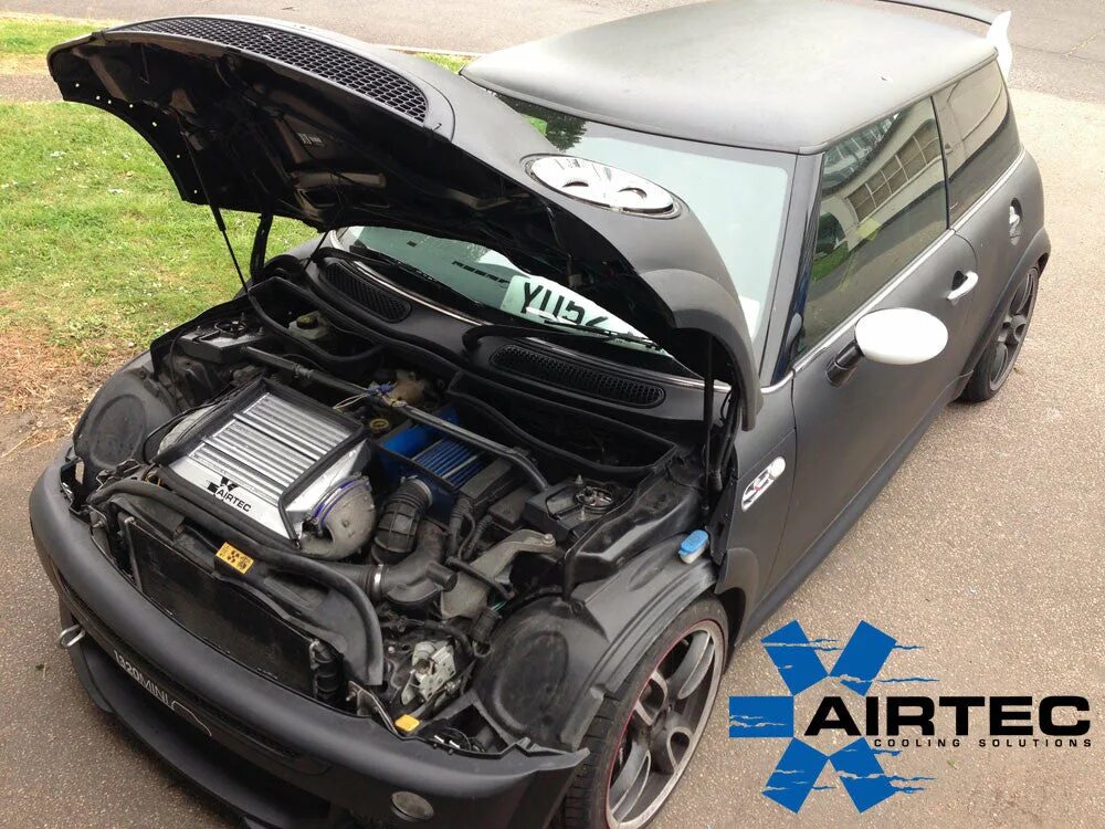 Mini cooper f56 подкапотка. Twin power turbo mini cooper. Swindon powertrain. Mini cooper с открытым капотом. Подкапотное пространство мини купер.
