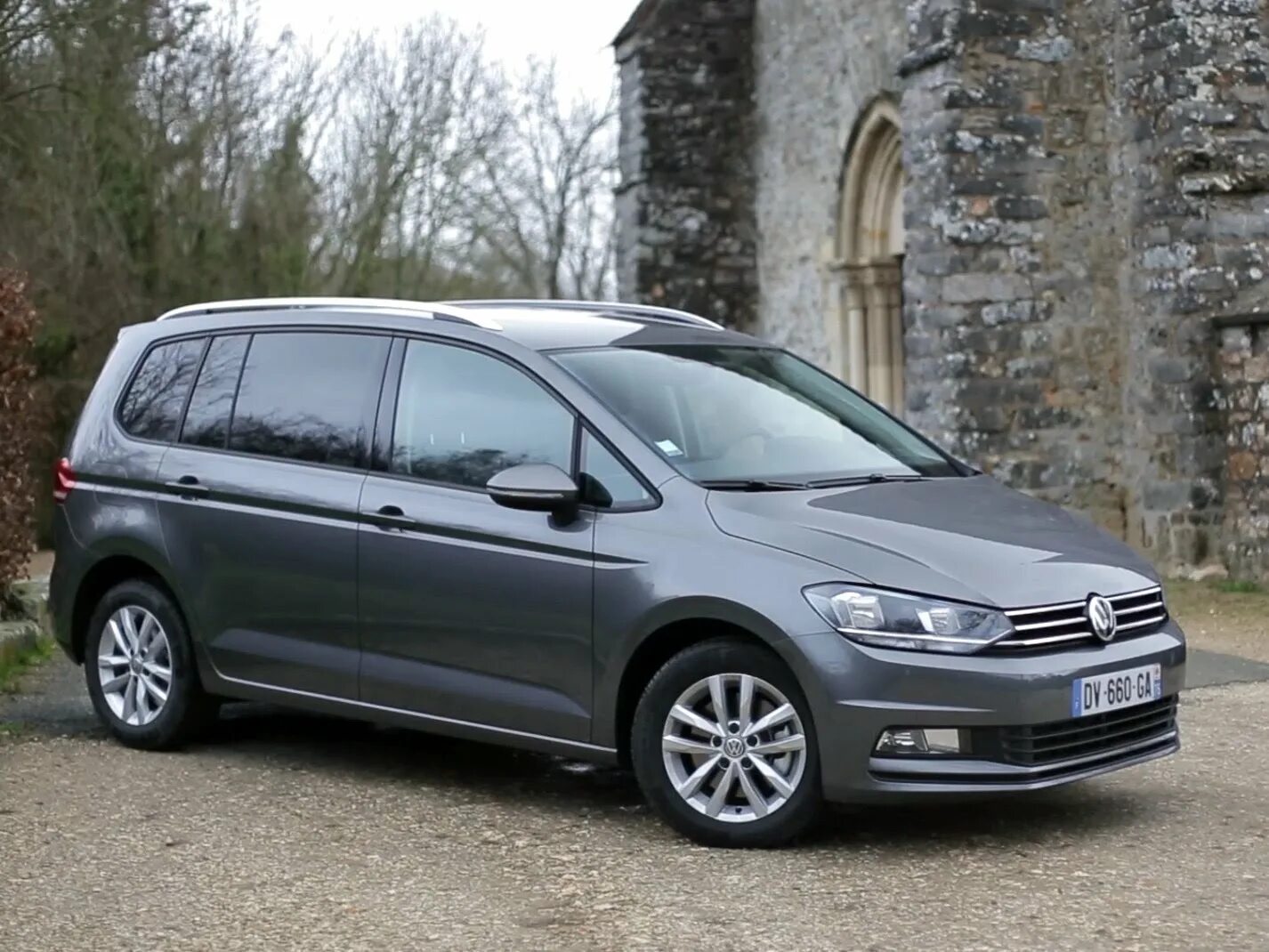 фольксваген туран и шаран. Volkswagen touran 2010 года. фольксваген туран 2020. Vw touran passat. минивэн фольксваген туран.