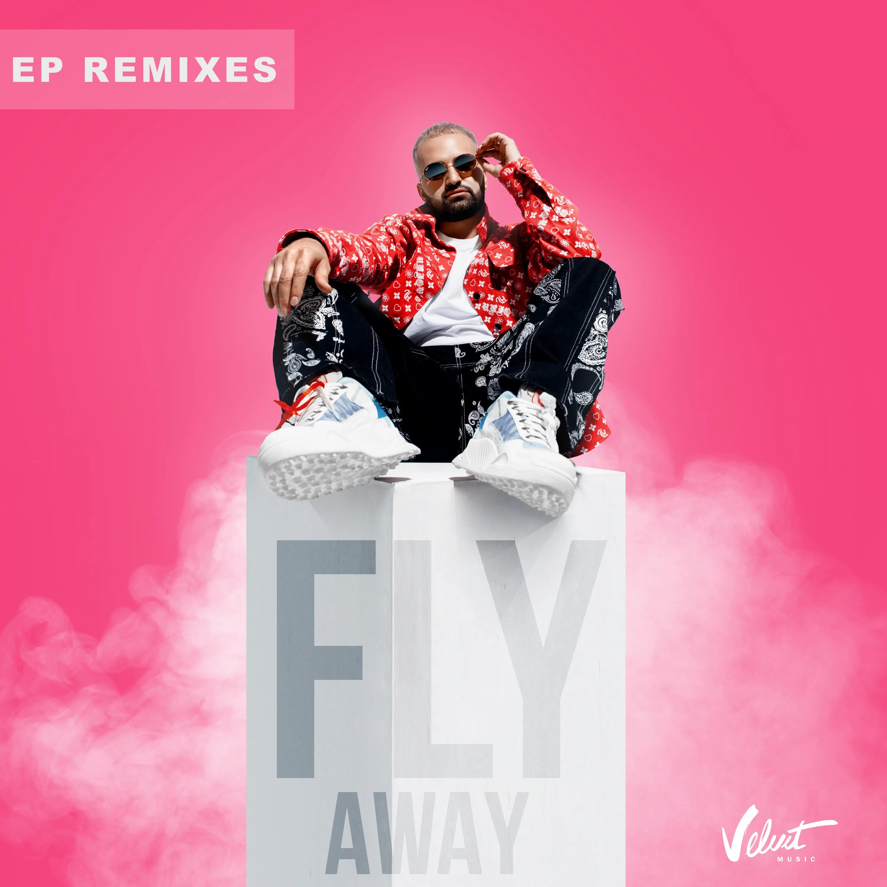 M hustler fly away. Fly away m.Hustler. Диджей хастлер. Fly песня. Ray Denis Bravo Remix.