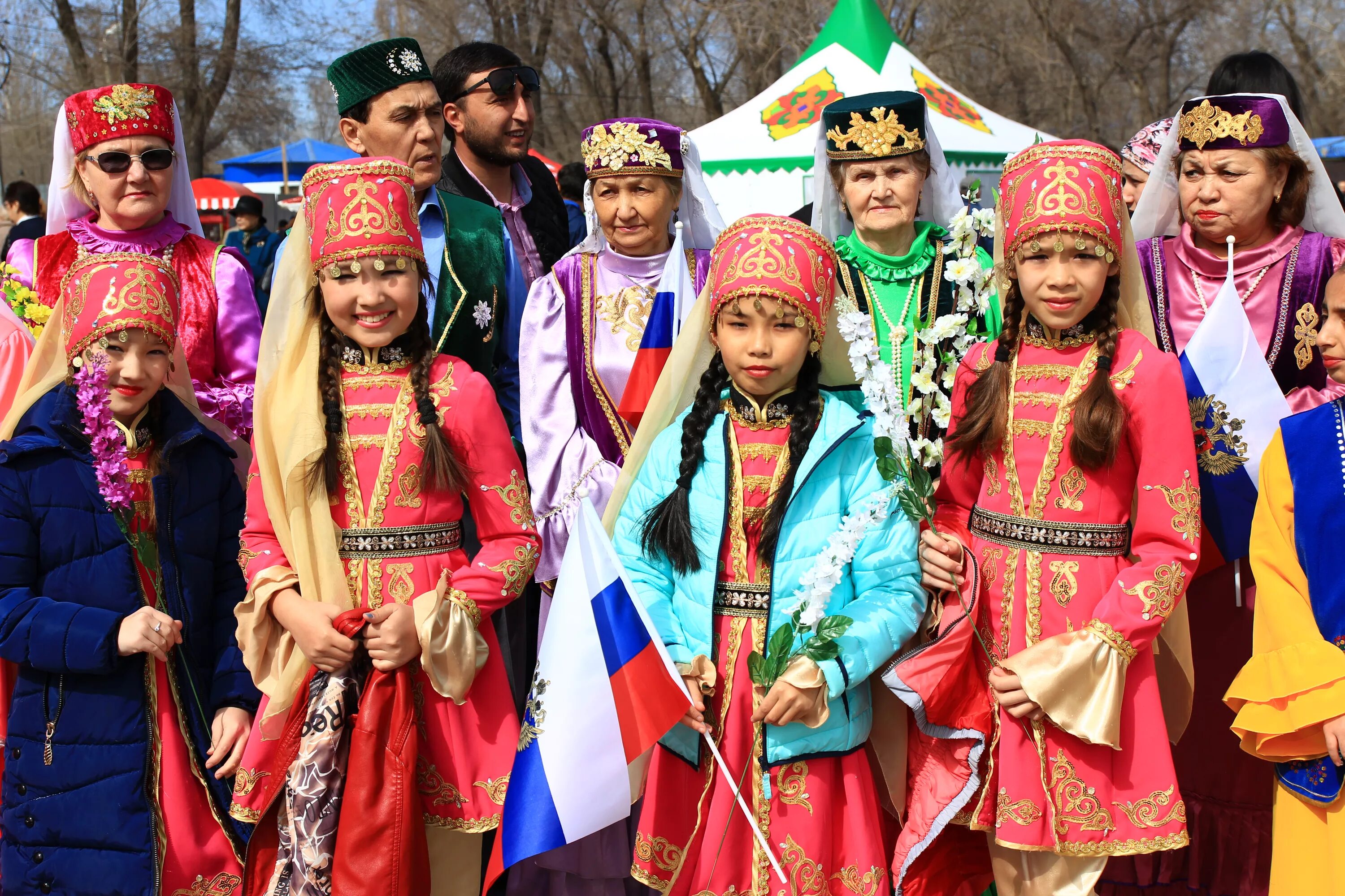 Разные народы. Народы России. Многонациональная Россия. Культура народов. Многонациональный народ республики