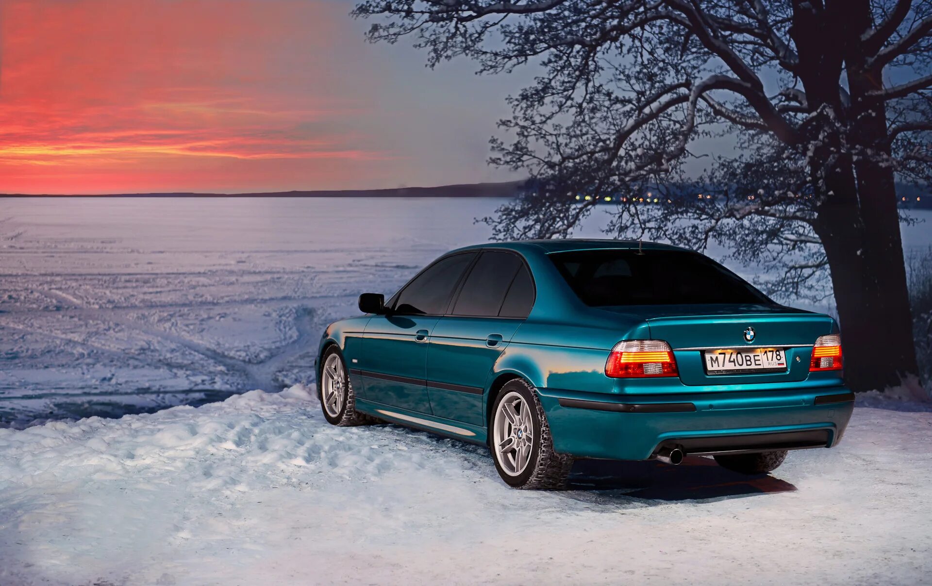 Бмв е38 е39. Bmw 5 e39. bmw e39 бирюзовый. bmw e39 зима. бмв е39 бирюзовая.