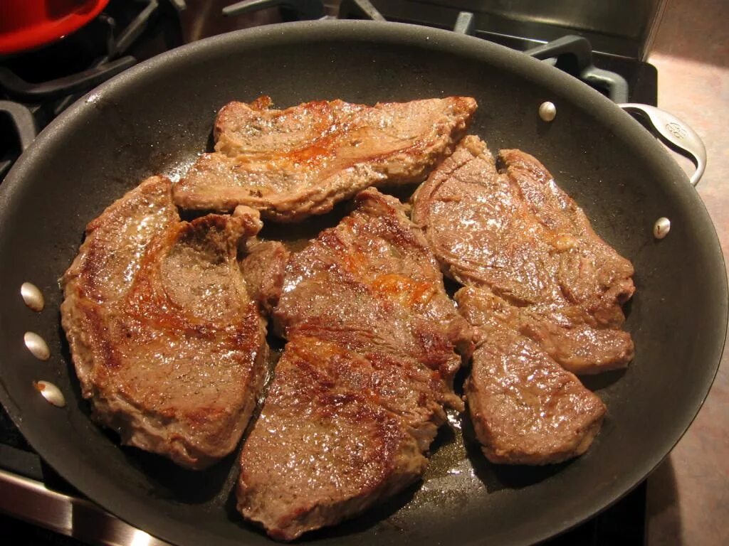 Как правильно и вкусно пожарить стейк