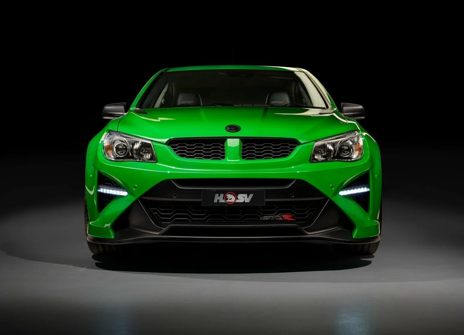 Hsv изображение. Vauxhall vxr8 gts-r. зелёный цвет в hsv. hsv gts леворульный. holden commodore wallpaper.