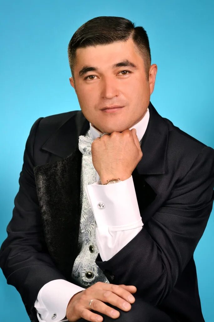 Артист республики башкортостан. Артист республики башкортостан. Фидан гафаров артист. Азат зиганшин. Фидан гафаров уфа.